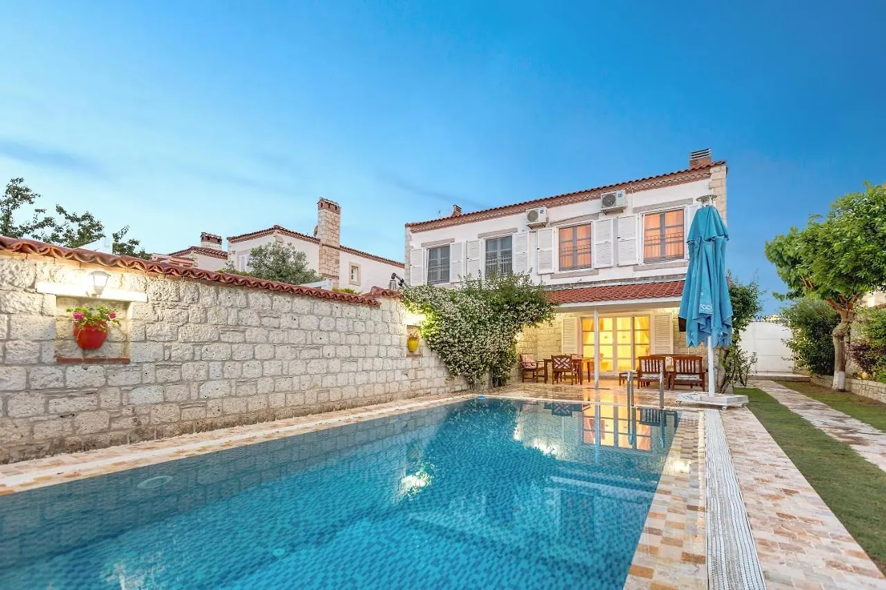Alaroof Hotel Alacati 2*,