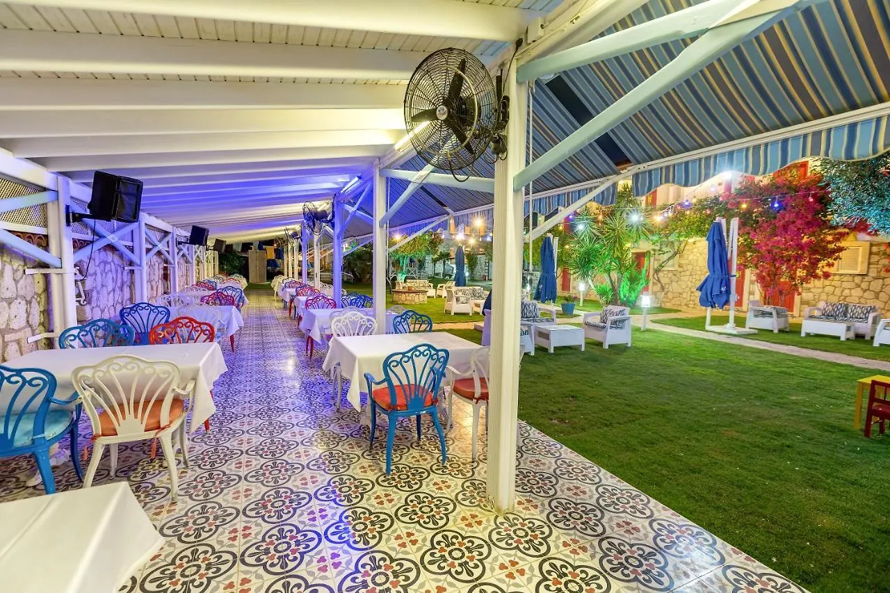 Alaroof Hotel Alacati