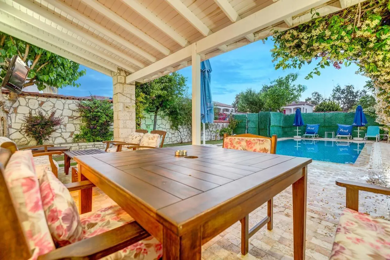 Alaroof Hotel Alacati